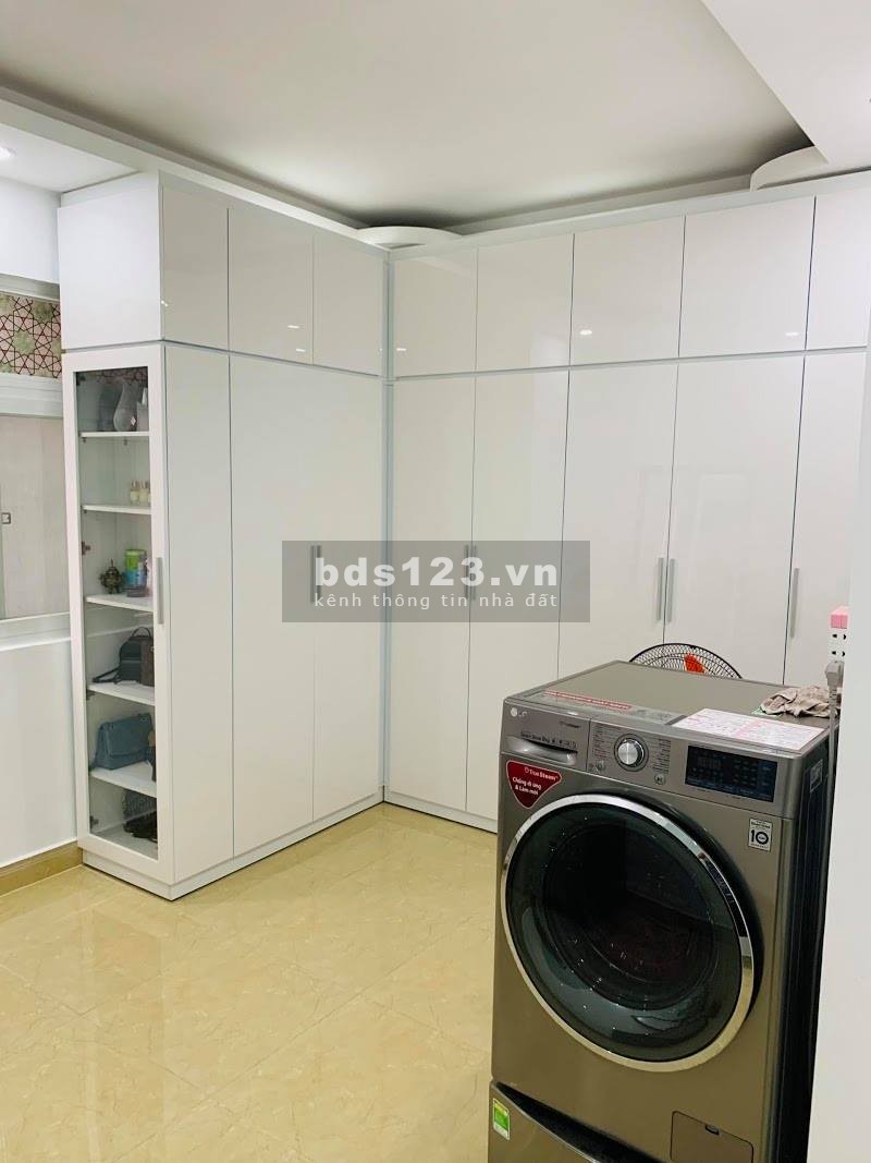 Biệt thự trung tâm Sài Gòn giá chỉ 8 tỷ tặng full…