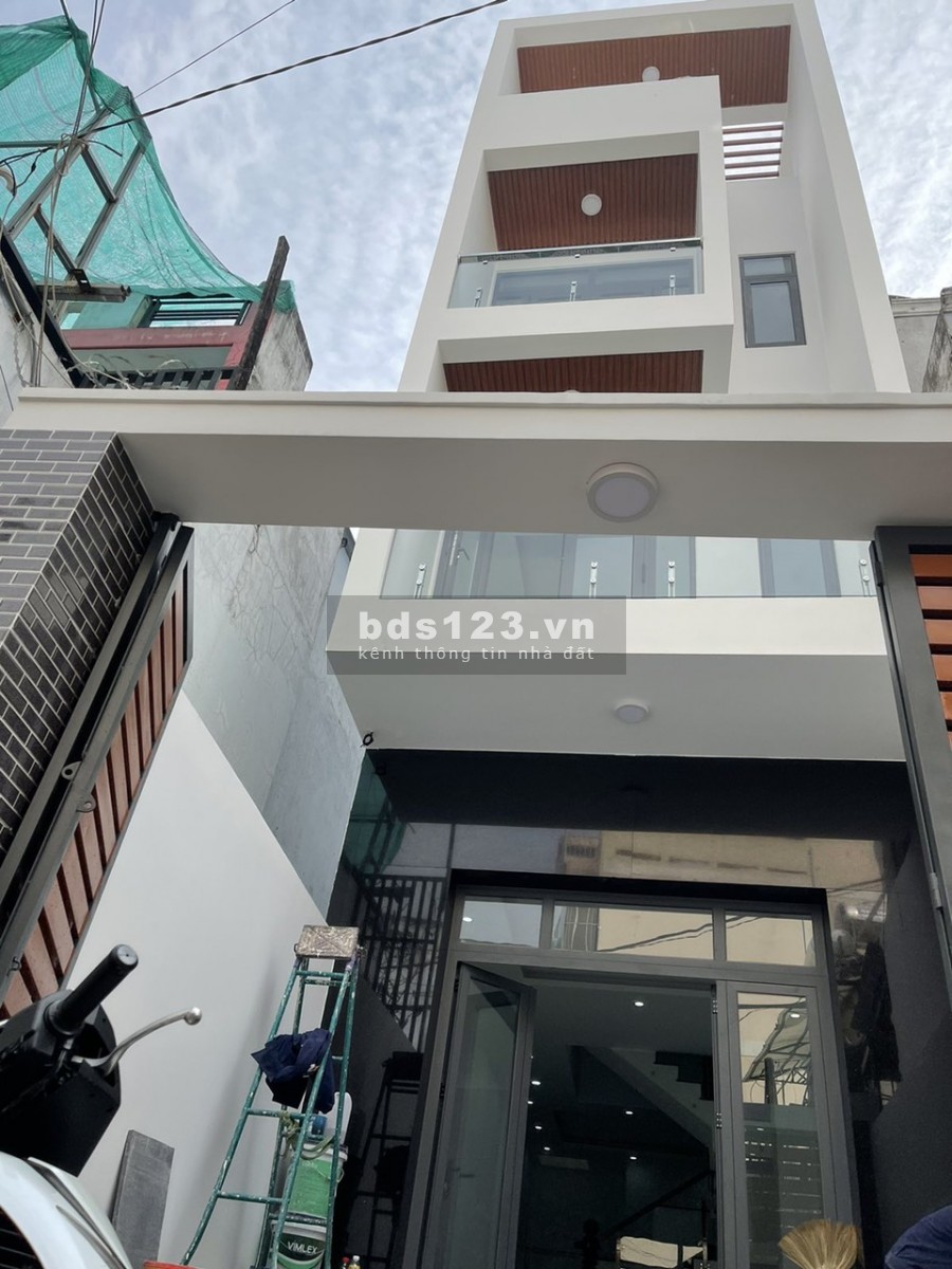 Bán nhà 1 trệt 2 lầu đường Nguyễn Văn Yến, DT 3.95mx17.3m, giá 6.7 tỷ