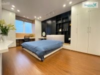 Chuyển nhượng gấp căn hộ 3 pn đẹp nhất khu Sài Đồng kề Vinhome Hamorny