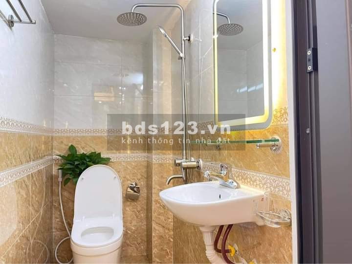 Tôi cần bán nhà,phố Tô vĩnh Diện nhà 5 tầng giá 3.7 tỷ (không tiếp môi giới)