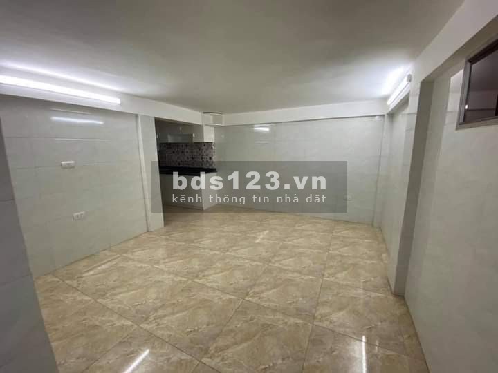 Bán cực gấp nhà Đại Cồ Việt, kd đỉnh đường vỉa hè rộng, giá chào 7.45 tỷ, dt 50m2