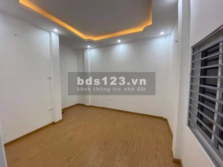 Bán cực gấp nhà Đại Cồ Việt, kd đỉnh đường vỉa hè rộng, giá chào 7.45 tỷ, dt 50m2