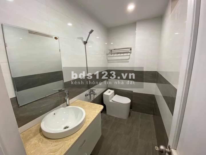 Bán cực gấp nhà Đại Cồ Việt, kd đỉnh đường vỉa hè rộng, giá chào 7.45 tỷ, dt 50m2