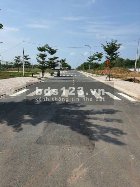 Đất rẻ đầu tư trung tâm hành chính Bến Cát ĐH Việt Đức chỉ 850 triệu, diện tích đa dạng