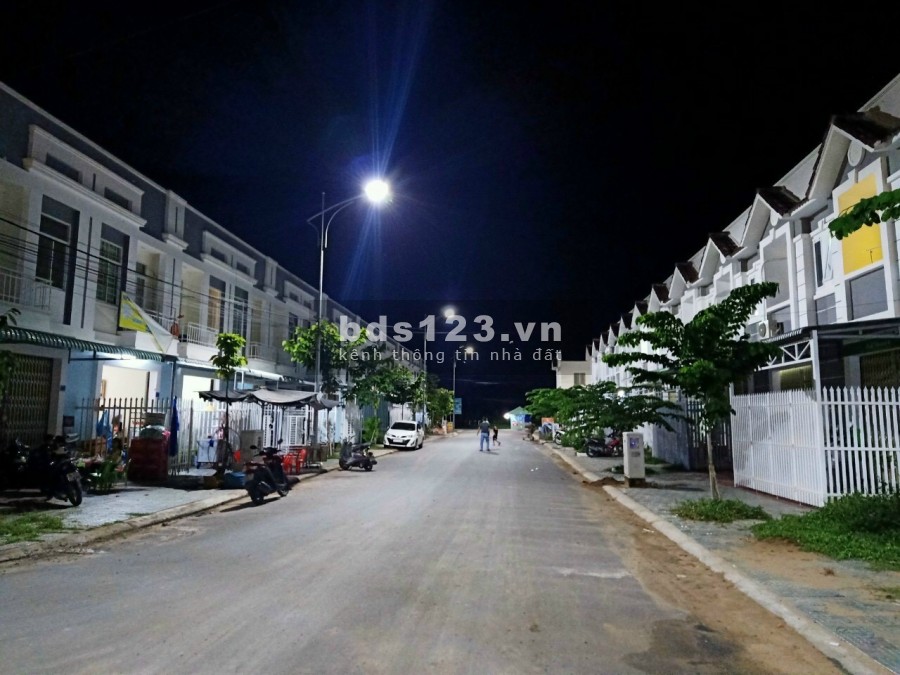 Nhà ở cao cấp nội thất thông minh đầu tư sinh lời cao, an toàn thành phố Tràn Vinh