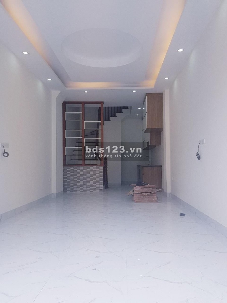 Bán nhà riêng Miếu Đầm, nhà mới xây cực đẹp, gần phố, dt 38m2, 5 tầng, giá 3.2 tỷ