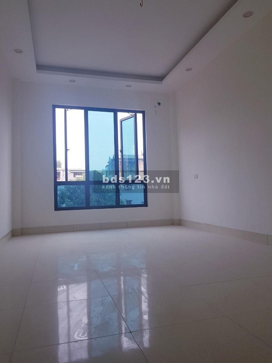 Bán nhà riêng Miếu Đầm, nhà mới xây cực đẹp, gần phố, dt 38m2, 5 tầng, giá 3.2 tỷ