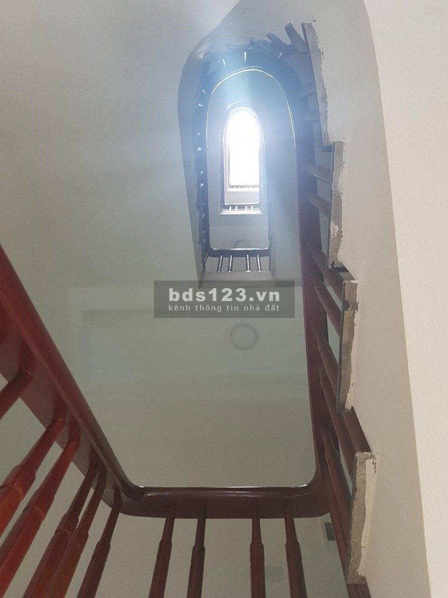 Bán nhà riêng Miếu Đầm, nhà mới xây cực đẹp, gần phố, dt 38m2, 5 tầng, giá 3.2 tỷ