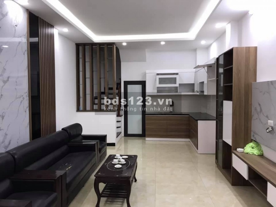Bán nhà Nguyễn Khang, Hoa Bằng phân lô kinh doanh 100m mặt tiền 9m giá rẻ