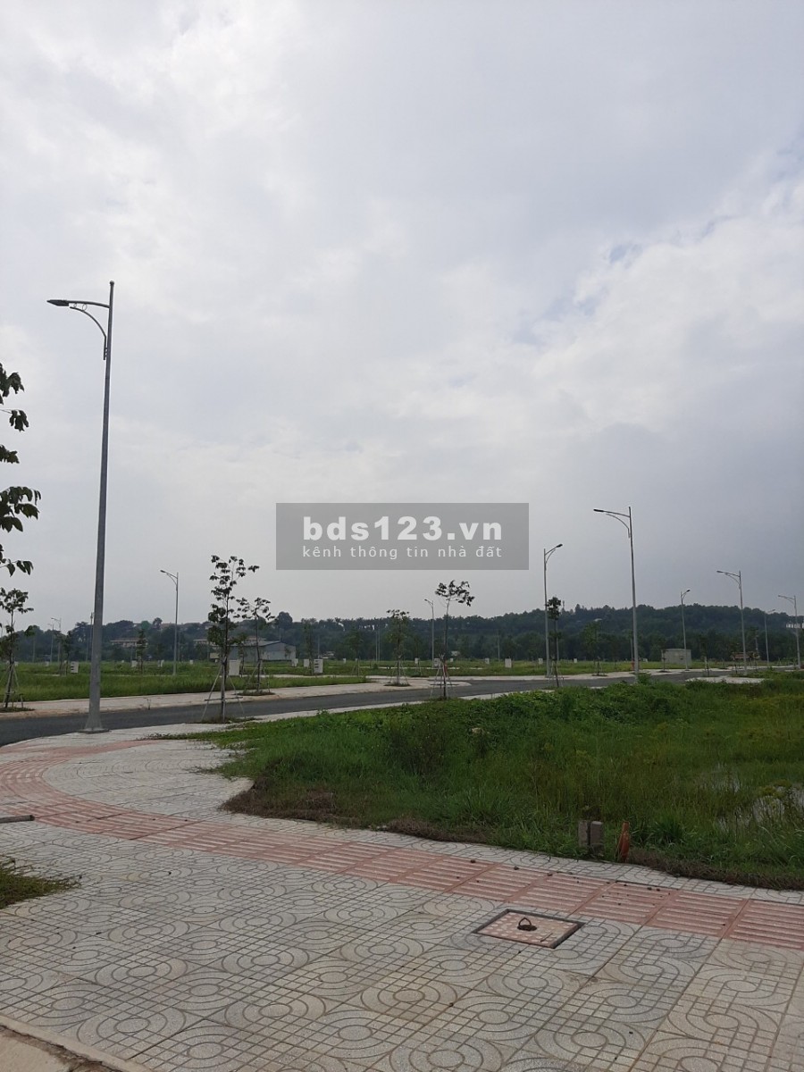Cần bán lô đất 100m2 KDC Tín Nghĩa phước Tân ngay sân gold Long Thành