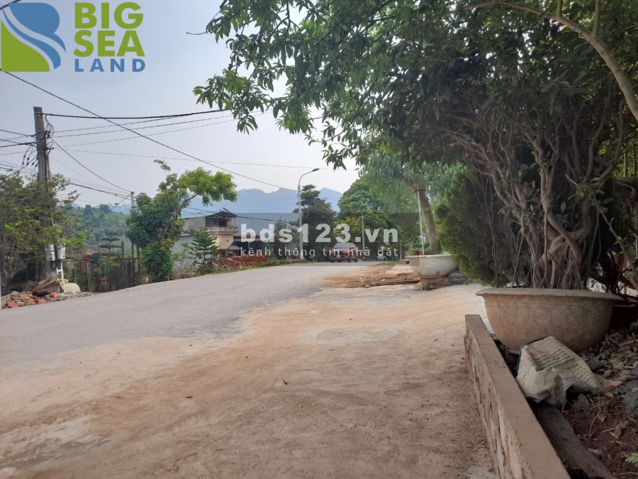 Chính chủ cần bán lô đất diện tích 1000m2 tại Mộc Châu-Sơn La giá sốc