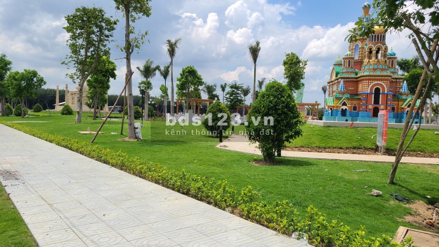 Đất Long Thành 100m2 sổ riêng đường dt769, có ngân hàng cho vay, tiện ích đủ