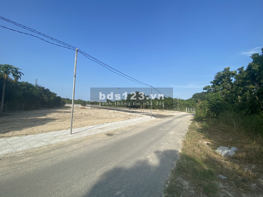 Bán đất nền Cam Thành Bắc, giá chỉ từ 6,9 triệu/m2, cách đầm 900m, cách QL 1A 500m