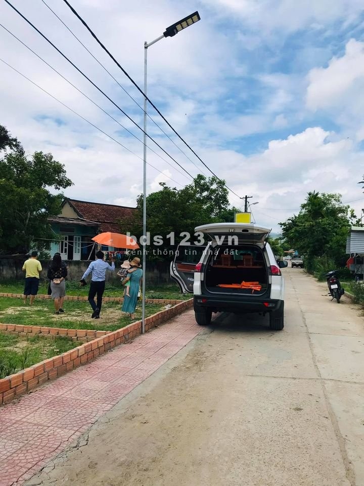 Bán nhanh lô đất Nam Hòa Khương Hòa Vang, đường ô tô 5m, đã có sổ hồng