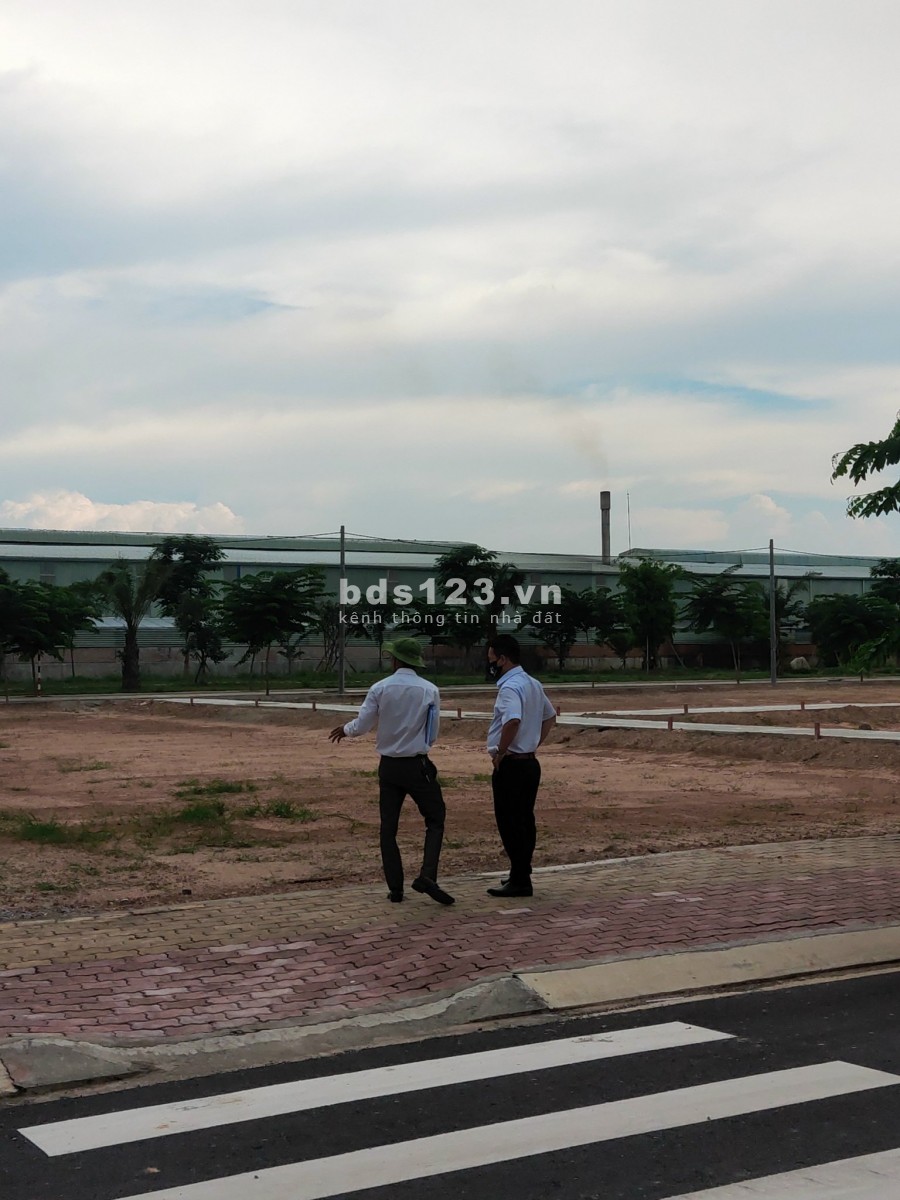 Đất nền 88m2 , 490tr là sở hữu ngay lô đất mặt tiền quốc lộ 13 trung tâm hành chính Bàu Bàng