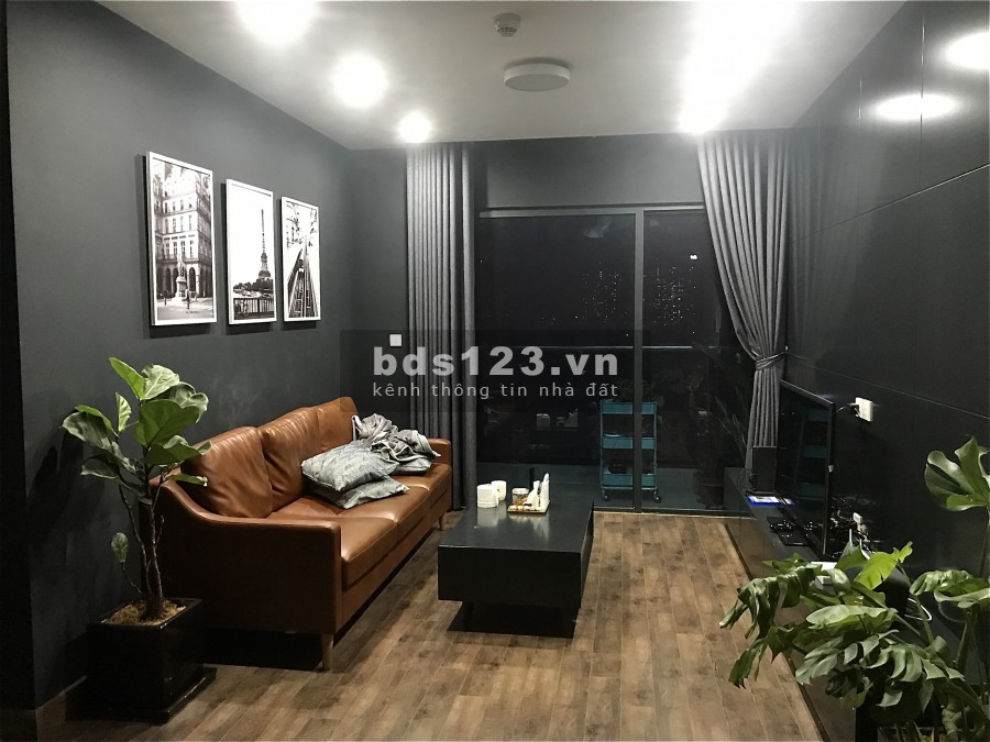 Bán gấp! căn hộ chung cư Gold Season 47 Nguyễn Tuân, BC Đông Nam mát- bàn giao nhà ngay.