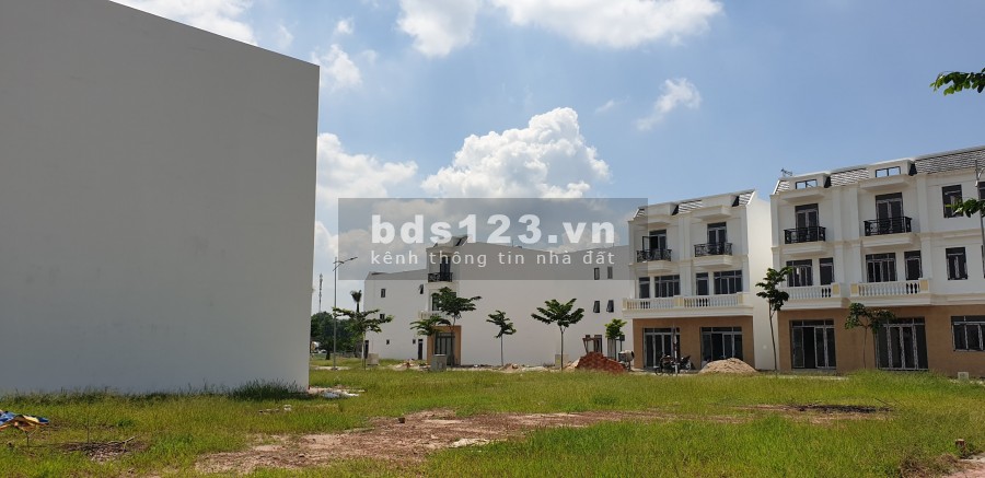 Bán Lô Đất Đẹp Giá Cực Sốc tại Tân Uyên, Bình Dương, liên hệ 0867572789