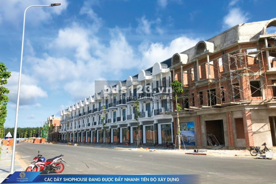 Bán đất nền long thành giá 1,8 tỷ/ lô, mặt tiền đường 769, sổ hồng thổ cư lh 0908 434 814