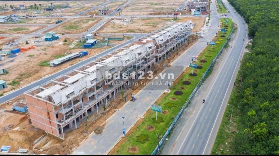 Bán đất nền long thành giá 1,8 tỷ/ lô, mặt tiền đường 769, sổ hồng thổ cư lh 0908 434 814