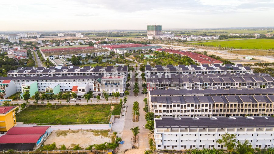 Với 2 tỷ, nhận ngay nhà mặt tiền đường 12m liền kề đại lộ Võ Nguyên Giáp, TP. Huế