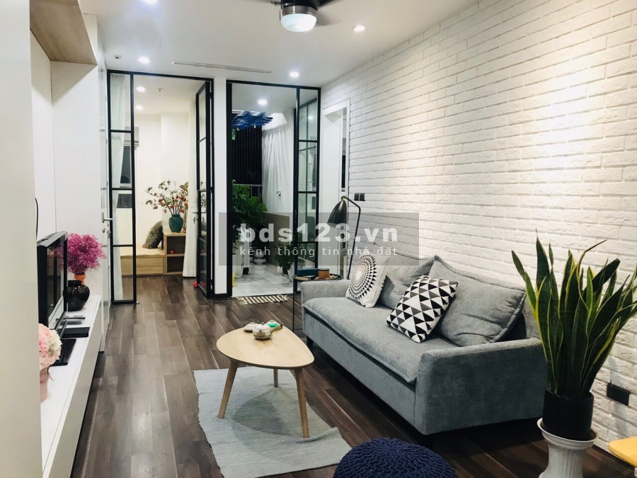Nhà lô góc siêu dẹp ngõ 268 đường Ngọc Thuỵ Long Biên, dt 32m2, 4 tầng, mt 3.3m, giá bán 3 tỷ