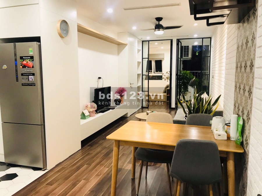 Nhà lô góc siêu dẹp ngõ 268 đường Ngọc Thuỵ Long Biên, dt 32m2, 4 tầng, mt 3.3m, giá bán 3 tỷ