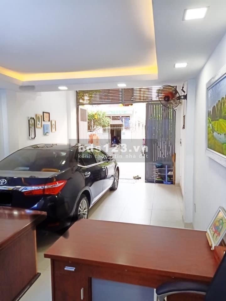 Nhà Quận Tân Bình, 3 căn mặt tiền vòng xoay Lăng Cha Cả, quanh 10 tỷ lhcc