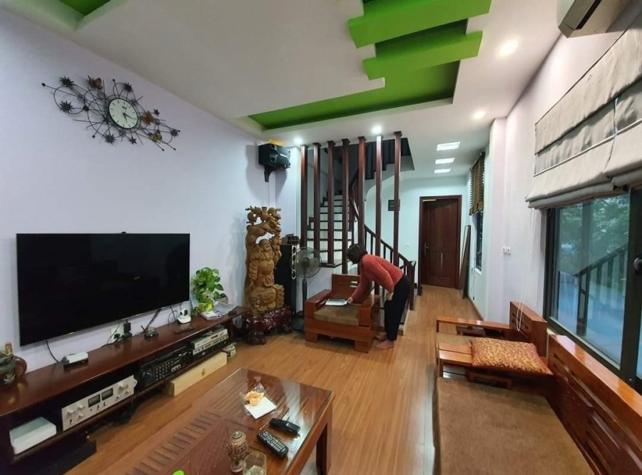 Phân Lô, ô tô 15m- Đào Tấn diện tích 75m2, đúc 5 tầng, mặt tiền 5.5m, giá bán 8.4 tỷ