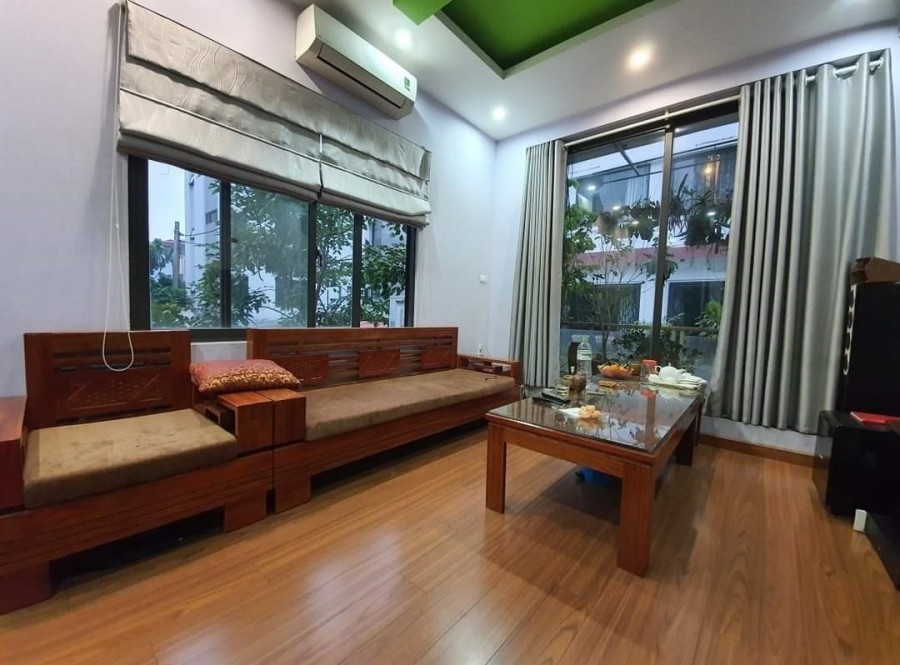 Phân Lô, ô tô 15m- Đào Tấn diện tích 75m2, đúc 5 tầng, mặt tiền 5.5m, giá bán 8.4 tỷ