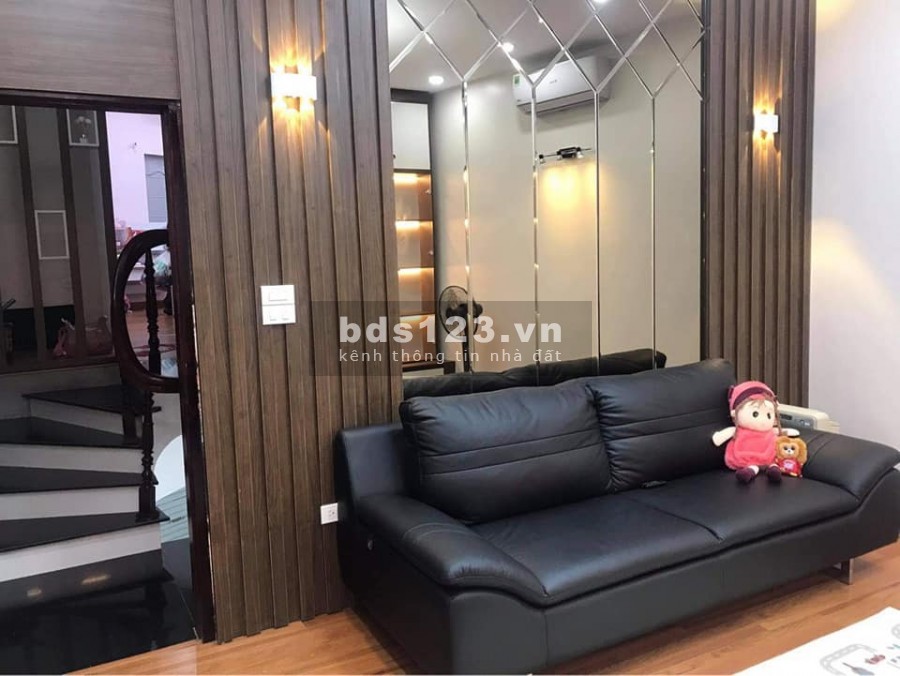 Nhà đẹp siêu phẩm Minh Khai,vị trí kinh doanh đắc địa, ô tô tránh 11 tỷ