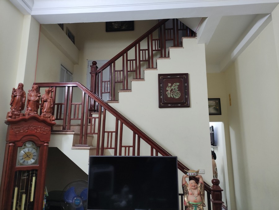 Với hơn 3 tỉ có ngay nhà 45m2*4 tầng mặt 4m Ngõ Hòa Bình 3, Hai Bà Trưng, ra Đại Lộ Minh Khai 10m