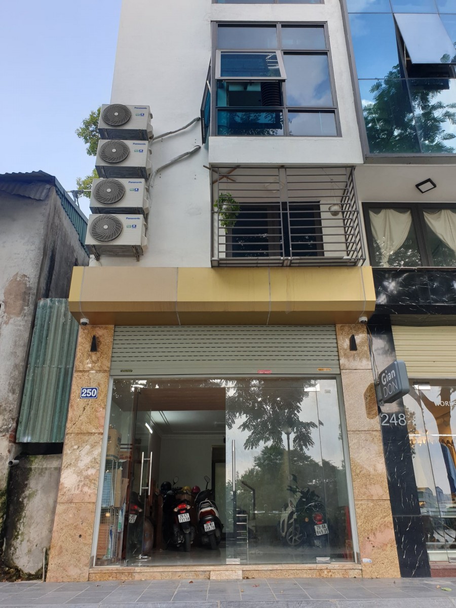 Bán nhà Tứ Liên Tây Hồ Hà Nội diện tích sử dụng 10m2, giá bán 13.6 tỷ, lhcc