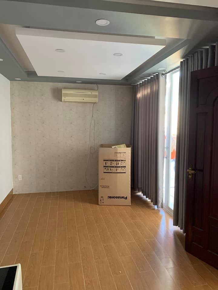 Bán nhà thông số đẹp khu toàn cán bộ nhà nước liền kề chợ Nguyễn Tri Phương, DT 60m2 chỉ 12 tỷ