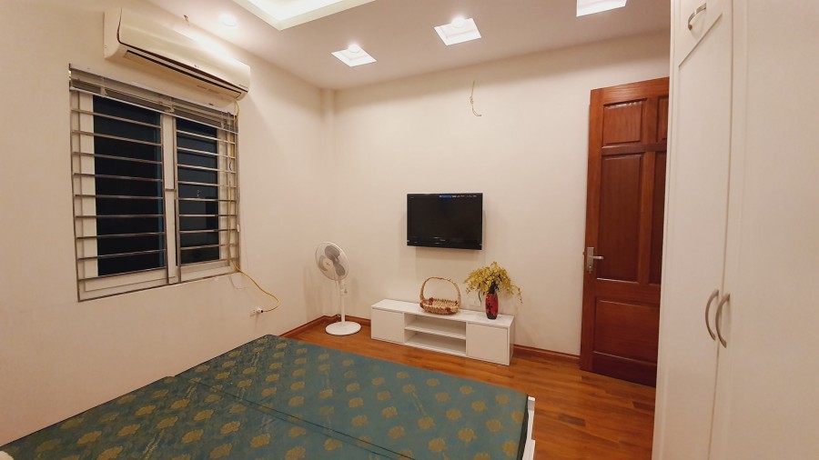 Bán nhà 219 trung kính Yên Hòa, Cầu Giấy giá rẻ dt 60m2 giá 8 tỷ liên hệ 0902224679