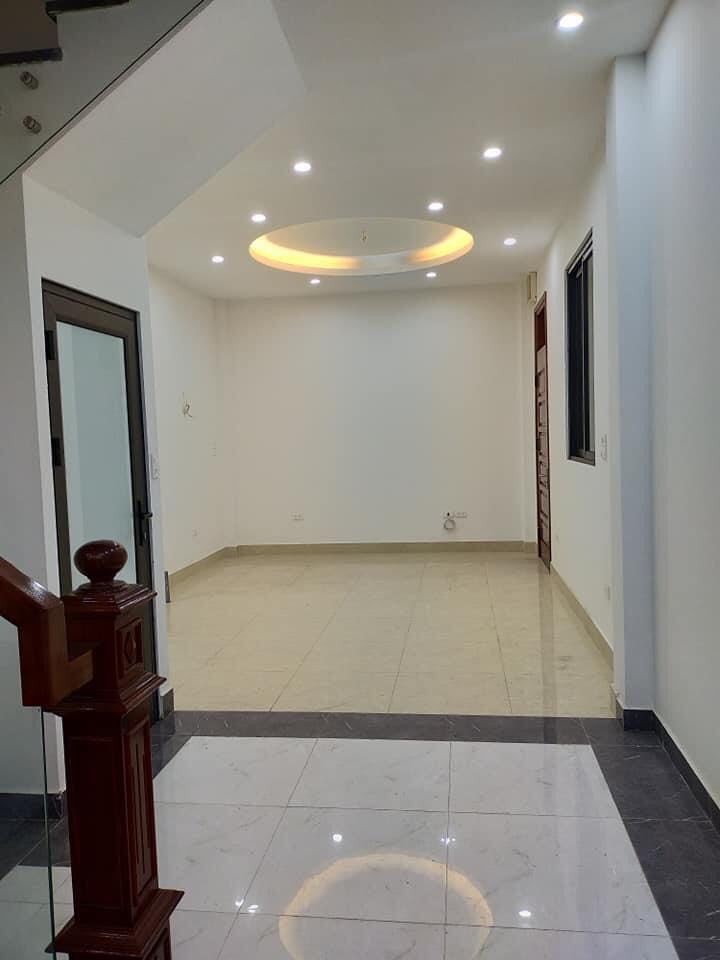 Bán nhà Lê Thanh Nghị diện tích 80m2, 6 tầng, nhà mới đẹp, ở ngay