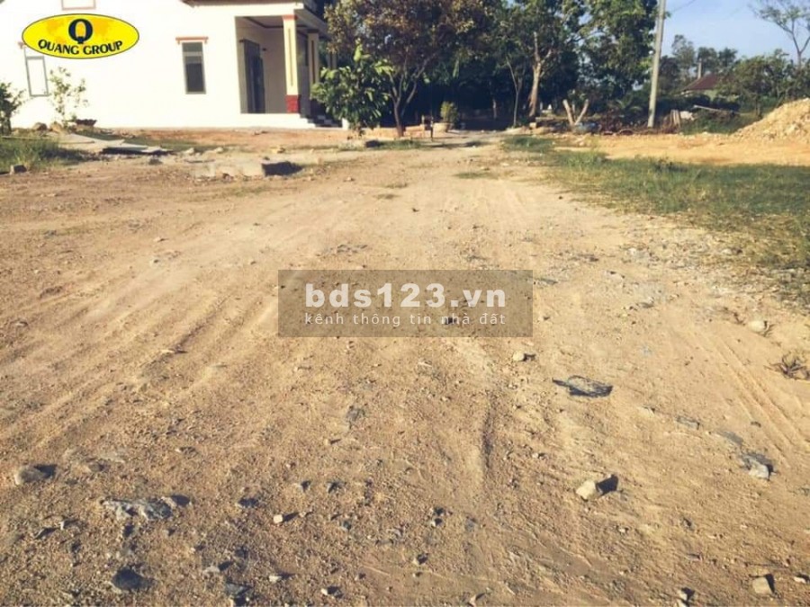 Bán đất chính chủ ngay cạnh Uỷ ban nhân dân Cam Thuỷ, giá chỉ 4xx, tiện ích đủ