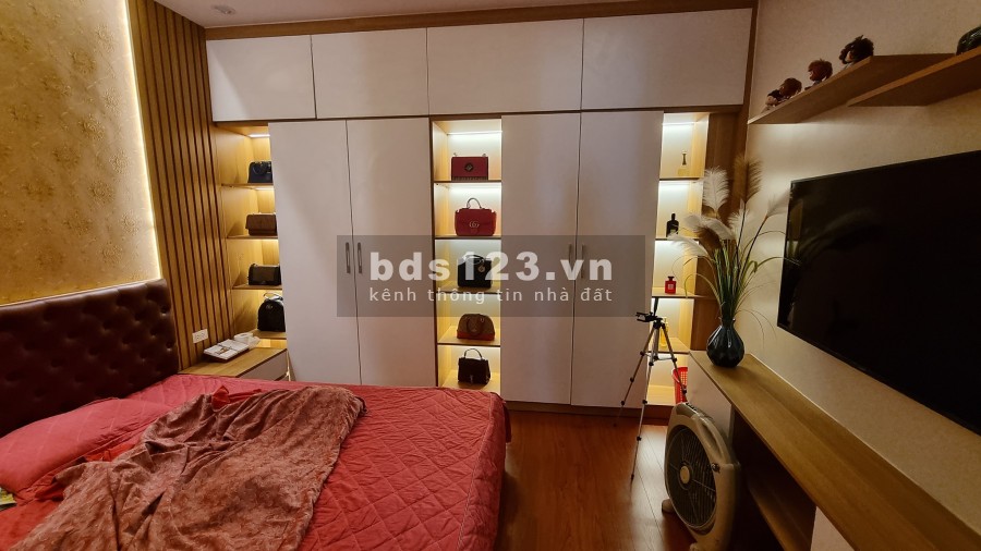 Bán nhà kd, ô tô tránh, Xã Đàn 2, lõi Đống Đa, diện tích sử dụng 42m2, 5 tầng