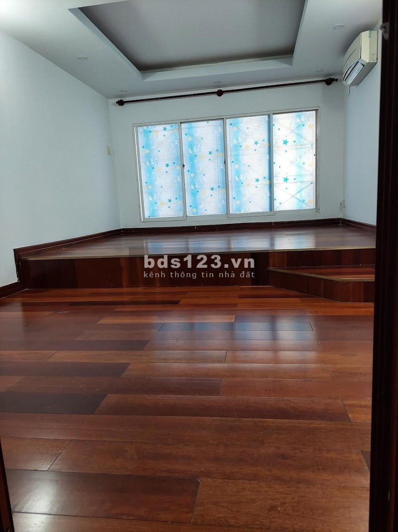Bán nhà lô góc 5 tầng Nguyễn Đình Chiểu P4 Quận 3 dt 32m2 giá rẻ chỉ 7.25 tỷ