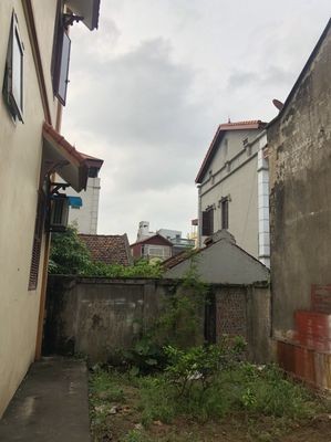 Đất đẹp Siêu rẻ Bắc Cầu Long Biên ngõ thông ô tô đỗ cửa giá nhỉnh 1 tỷ