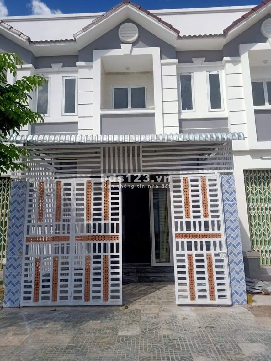 Nhà mặt tiền, nội thất cao cấp, thiết kế thông minh, liên hệ chính chủ 0907131384