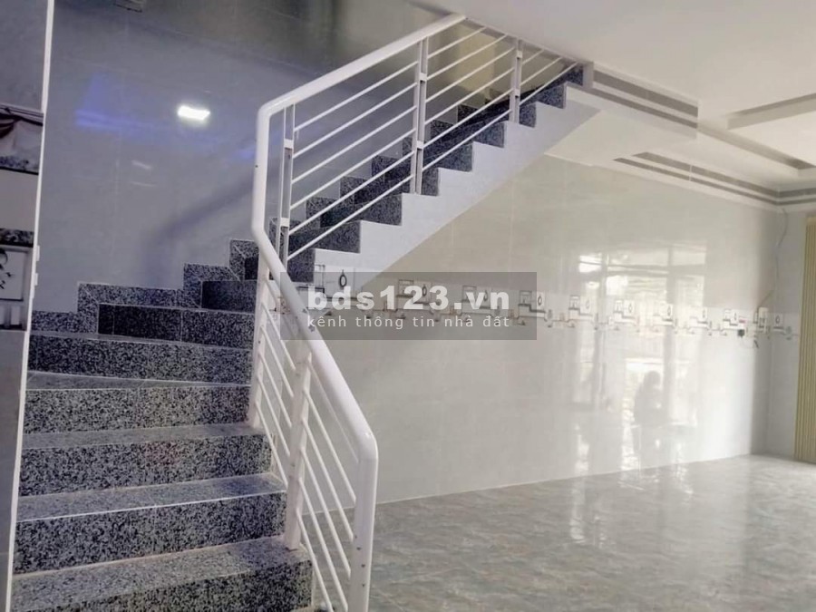 Nhà mặt tiền, nội thất cao cấp, thiết kế thông minh, liên hệ chính chủ 0907131384