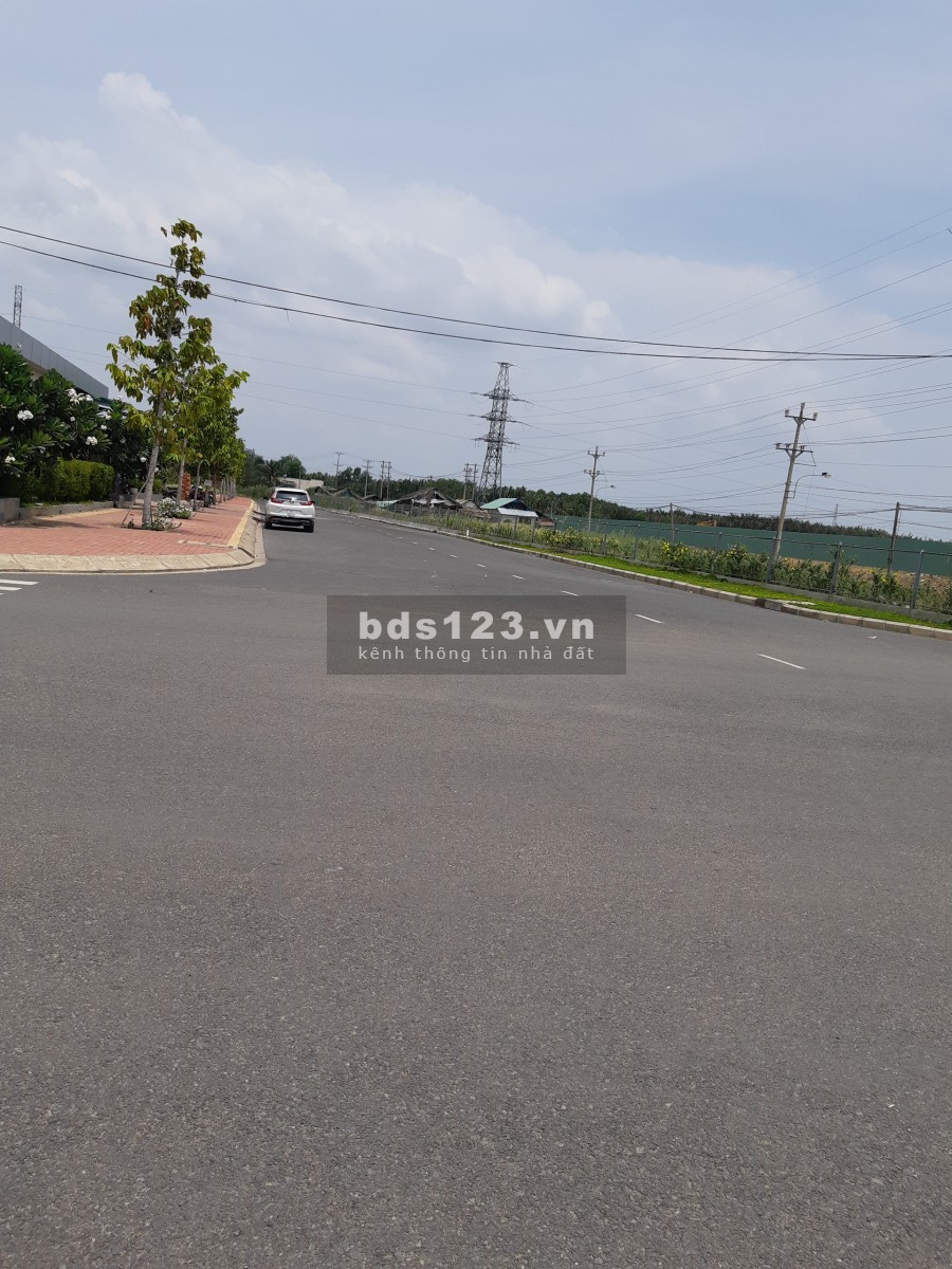 Thanh toán linh hoạt 0 lãi suất với KĐT phủ xanh chuẩn Singapore. SHR
