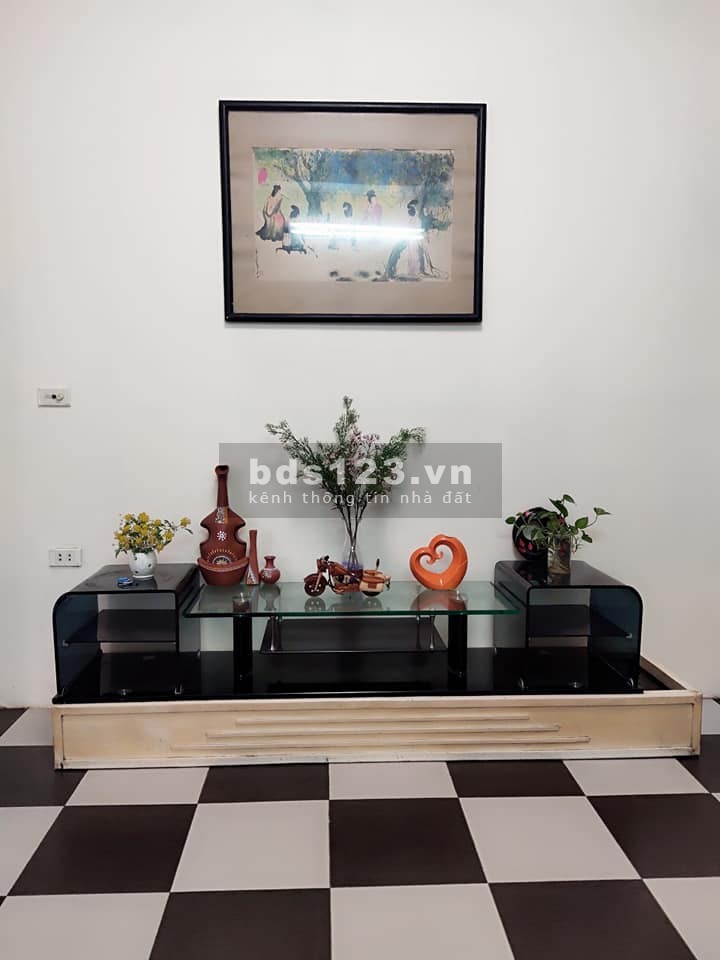 Cần Bán nhanh nhà phố Nam Dư, ô tô đỗ cửa, 3 mặt thoáng, dt 36m2, 5 tầng, giá 3.1 tỷ
