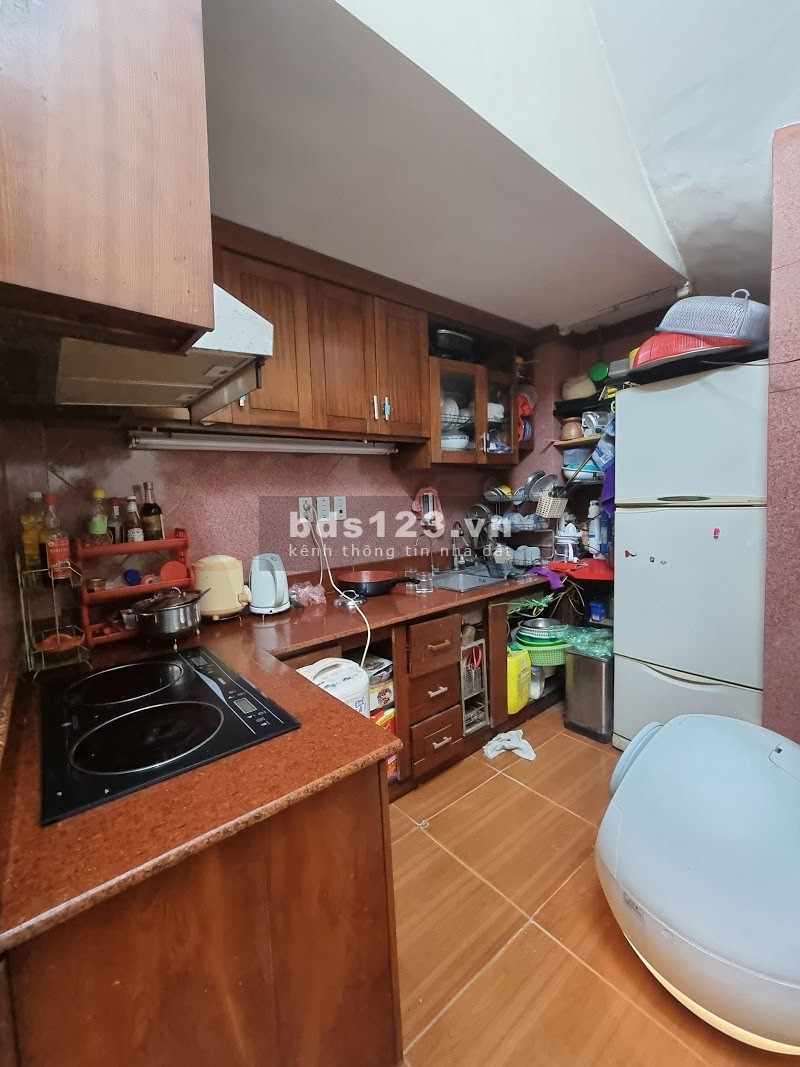 Bán nhà Mạc Thị Bưởi dtsd 37m2, 4 tầng chắc chắn gần phố, giá 3.3 tỷ lh 0916010180