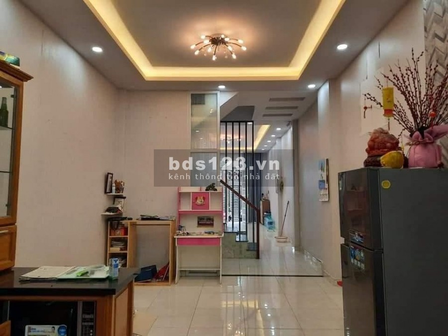 Nhà hiếm hẻm xe tải tránh diện tích 60m2, 3 tầng đúc, Tân Quý, Tân Phú, giá chỉ 5.6 tỷ