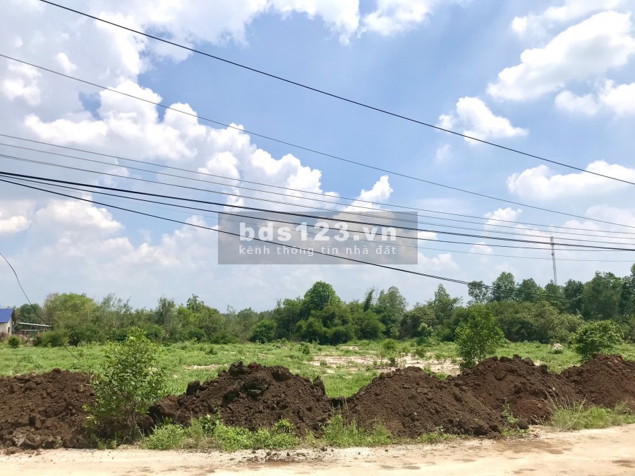 Đất trung tâm hành chính mới Phú Mỹ, Sổ riêng thổ cư, dân cư đông đúc
