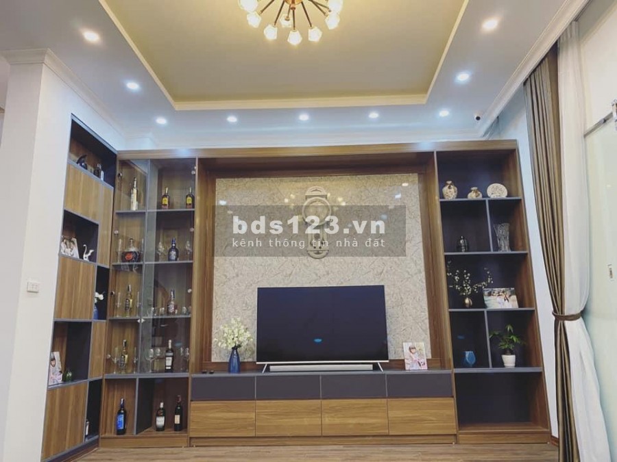 Chính chủ bán nhà Lê Trọng Tấn, Hà Đông, gara kd, 5 tầng, dt 45m2, giá nhỉnh 4 tỷ