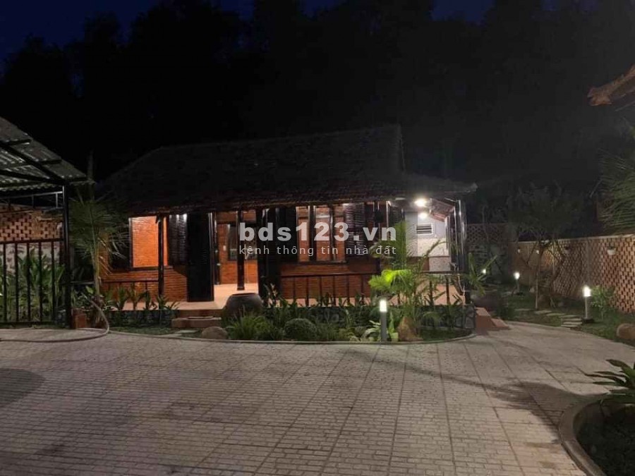 Nhà vườn nghỉ dưỡng huyện Đất Đỏ, giá bán 2.6 tỷ, bao sang tên công chứng