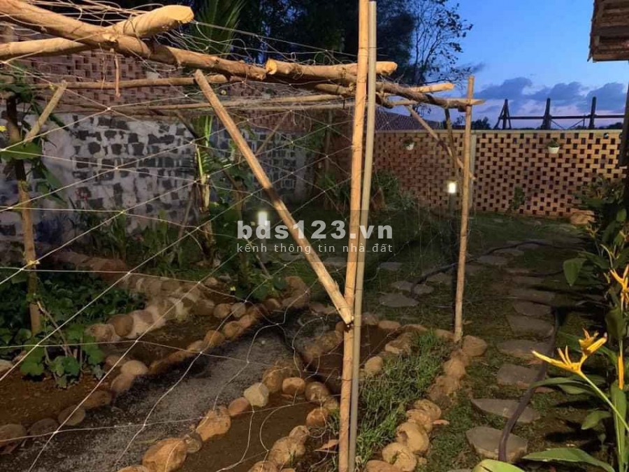 Nhà vườn nghỉ dưỡng huyện Đất Đỏ, giá bán 2.6 tỷ, bao sang tên công chứng