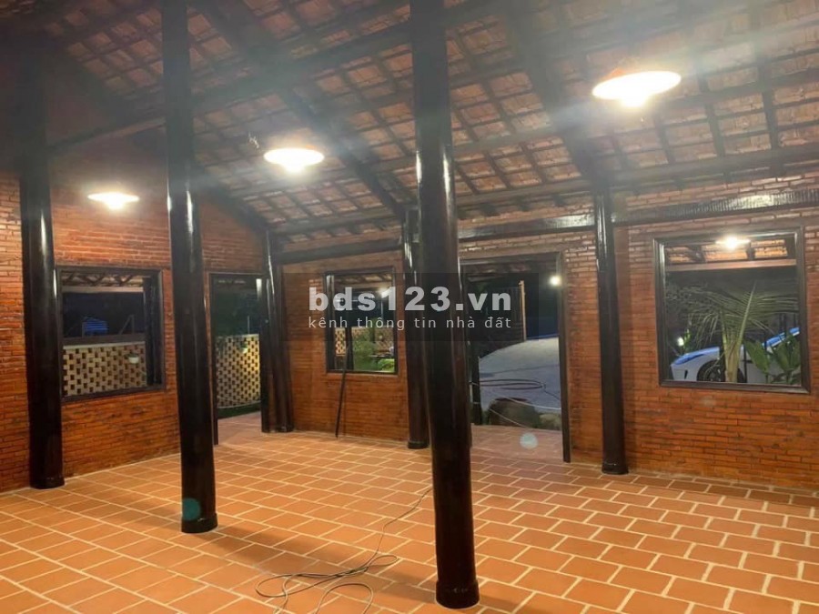 Nhà vườn nghỉ dưỡng huyện Đất Đỏ, giá bán 2.6 tỷ, bao sang tên công chứng